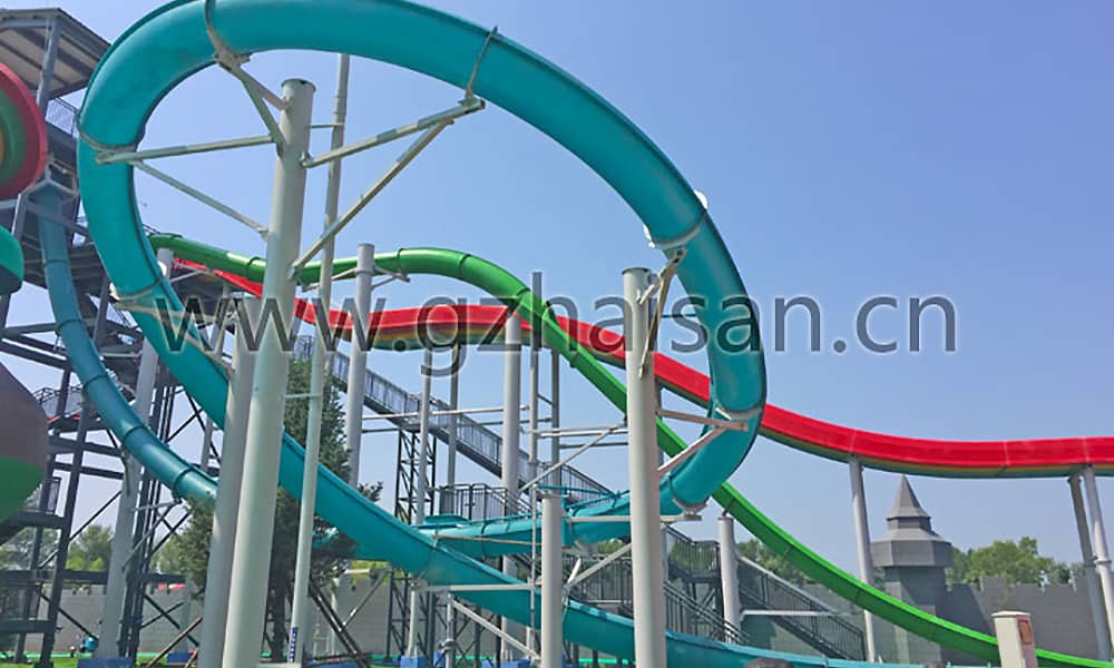 惊险刺激的大回环滑道