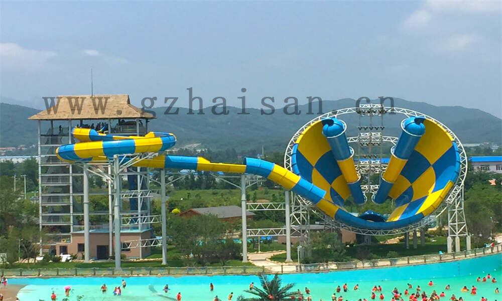 AI融合科技与欢乐：水上乐园设备的创新融合