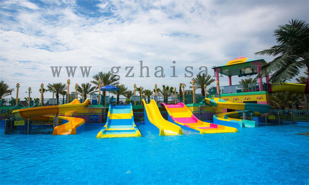 恒温水上乐园游泳馆