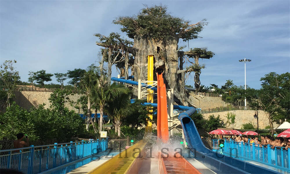 如何在水上乐园策划中考虑客户反馈？