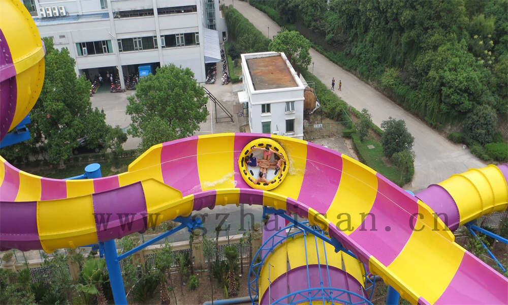 巧用水上乐园设备搭配，打造受欢迎的园子